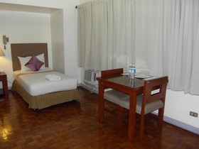 Perla Mansion