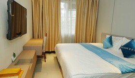 Pristine Hotel