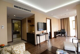 Ramada by Wyndham Manila Central