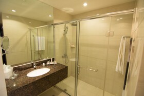 Ramada by Wyndham Manila Central