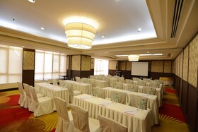 Ramada by Wyndham Manila Central