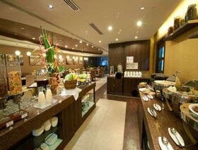 Ramada by Wyndham Manila Central