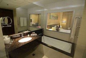 Ramada by Wyndham Manila Central