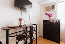 RedDoorz Premium @ Amaia Skies Avenida