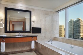 Sheraton Manila Bay