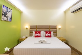 Sun Star Grand Hotel by ZEN Rooms
