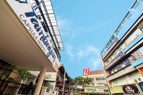 Tambayan Capsule Hostel