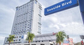 TRYP by Wyndham Mall of Asia Manila