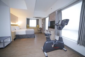 TRYP by Wyndham Mall of Asia Manila
