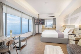 TRYP by Wyndham Mall of Asia Manila