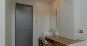 V Plaza Manila by ZEN Rooms