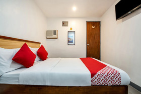 Crave Park by OYO Rooms