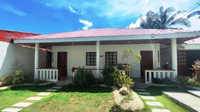 Bluewaves Resort  Basdaku by Hiverooms