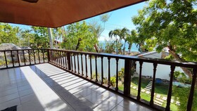 Bluewaves Resort  Basdaku by Hiverooms