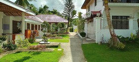 Bluewaves Resort  Basdaku by Hiverooms