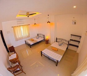 Divers Lodge Plumeria