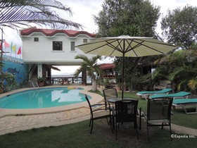 Loves Beach and Dive Resort