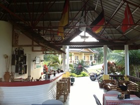 Moalboal Beach Resort