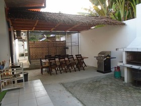 Parrot Resort Moalboal