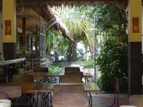 Tipolo Beach Resort