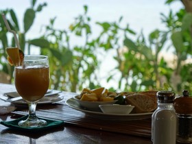 Tipolo Beach Resort