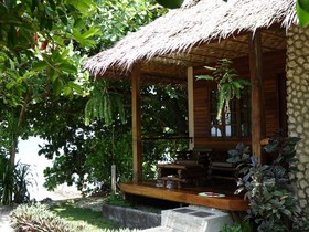 Tipolo Beach Resort