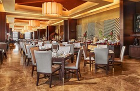 Crimson Hotel Filinvest City Manila