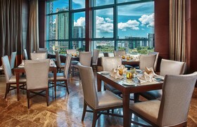 Crimson Hotel Filinvest City Manila