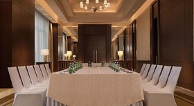 Crimson Hotel Filinvest City Manila