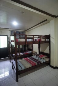 Delta Star Manor