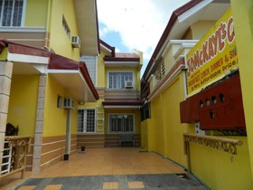 Jomckayl Apartelle by OYO
