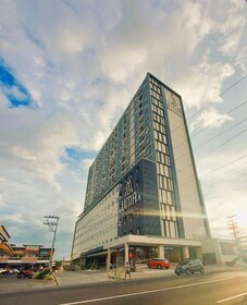 Uma Hotel And Residences