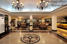 Villa Caceres Hotel