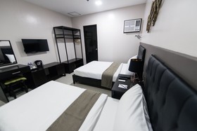 Bumble V Hotel