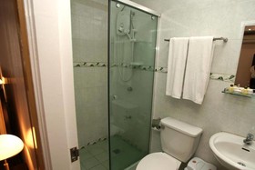 Suzuki Beach Hotel