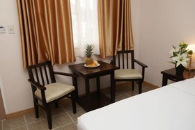 Suzuki Beach Hotel