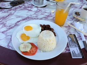 Suzuki Beach Hotel