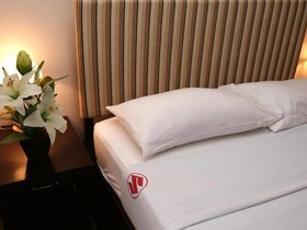 Suzuki Beach Hotel