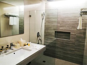 The Aurora Subic Hotel Managed By HII