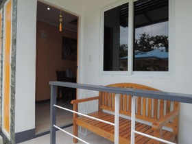 L & M Hearthstones Lodge