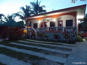 Maxvir Inn Beach Resort