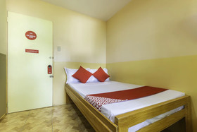 Sunrise 888 by OYO Rooms