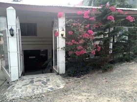 Tres Verdes Beach Resort