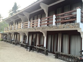 Tres Verdes Beach Resort