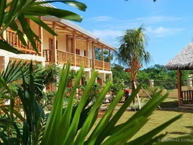 Alona42 Resort