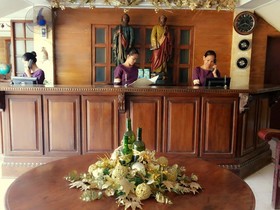 Alona Tropical Beach Resort