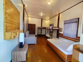 Anaya Inn & Restobar