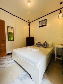 Anaya Inn & Restobar