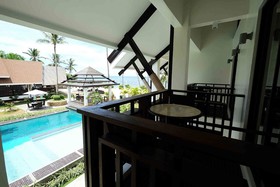 Dive Thru Scuba Resort