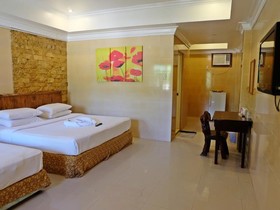 Dumaluan Beach Resort